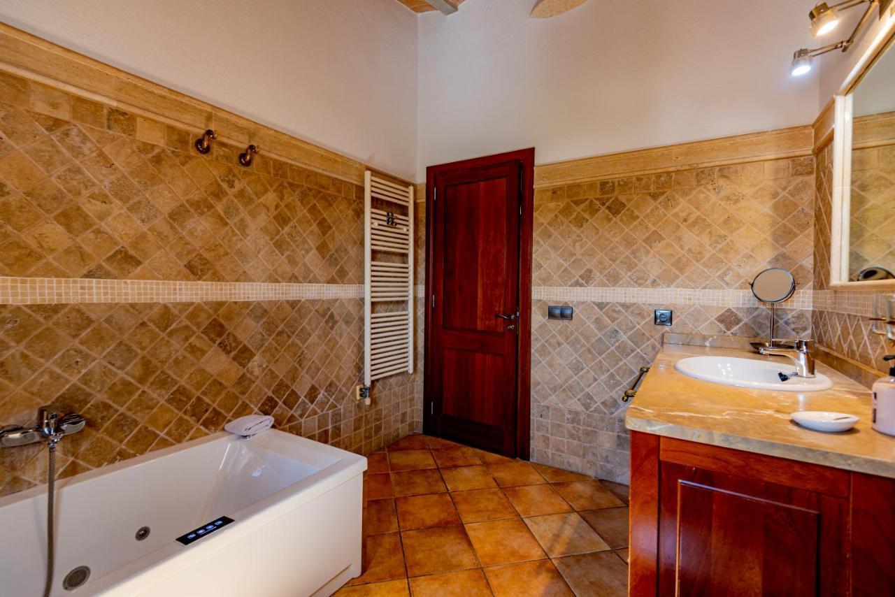 Villa In Center Of Pollensa With Pool And Jacuzzi 외부 사진